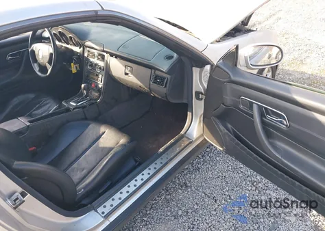 1998 Mercedes-Benz Slk 230 z USA, uszkodzony, nr VIN WDBKK47F6WF013716